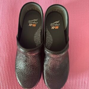 Dansk Black Embossed Leather Women's Clogs